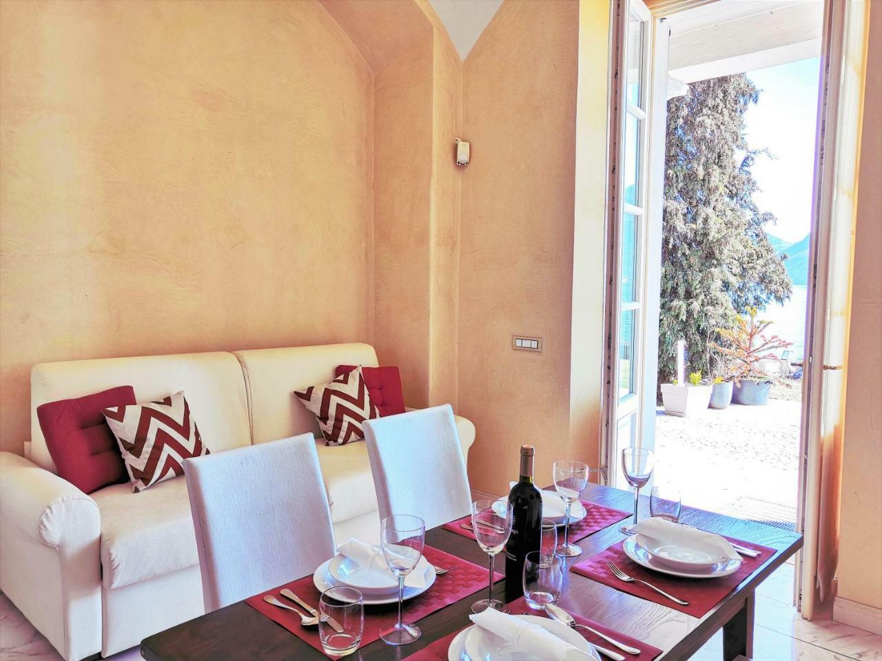 La Villa Di Elena Verbania Buitenkant foto